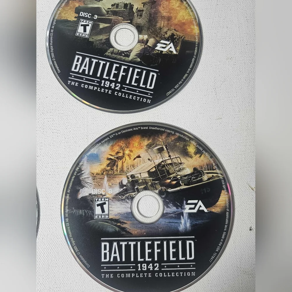 Battlefield 1942 The Complete Collection PC CD-ROM 8-Disc Set Manual Complete
